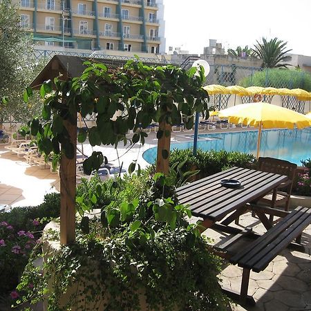 Club Salina Wharf Lejlighedshotel Qawra Eksteriør billede